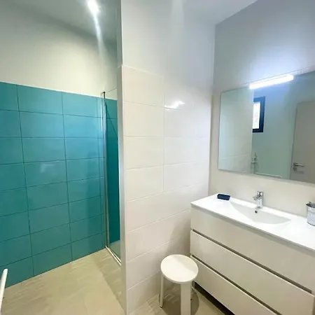 Prázdninový dům Les Clochers, Maison 3 Etoiles, Terrasse, Et Montagne Saint-Génis